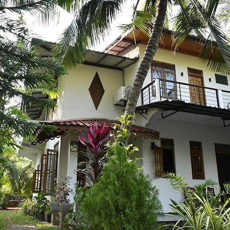 Pearl Bungalow Trincomalee Eksteriør bilde