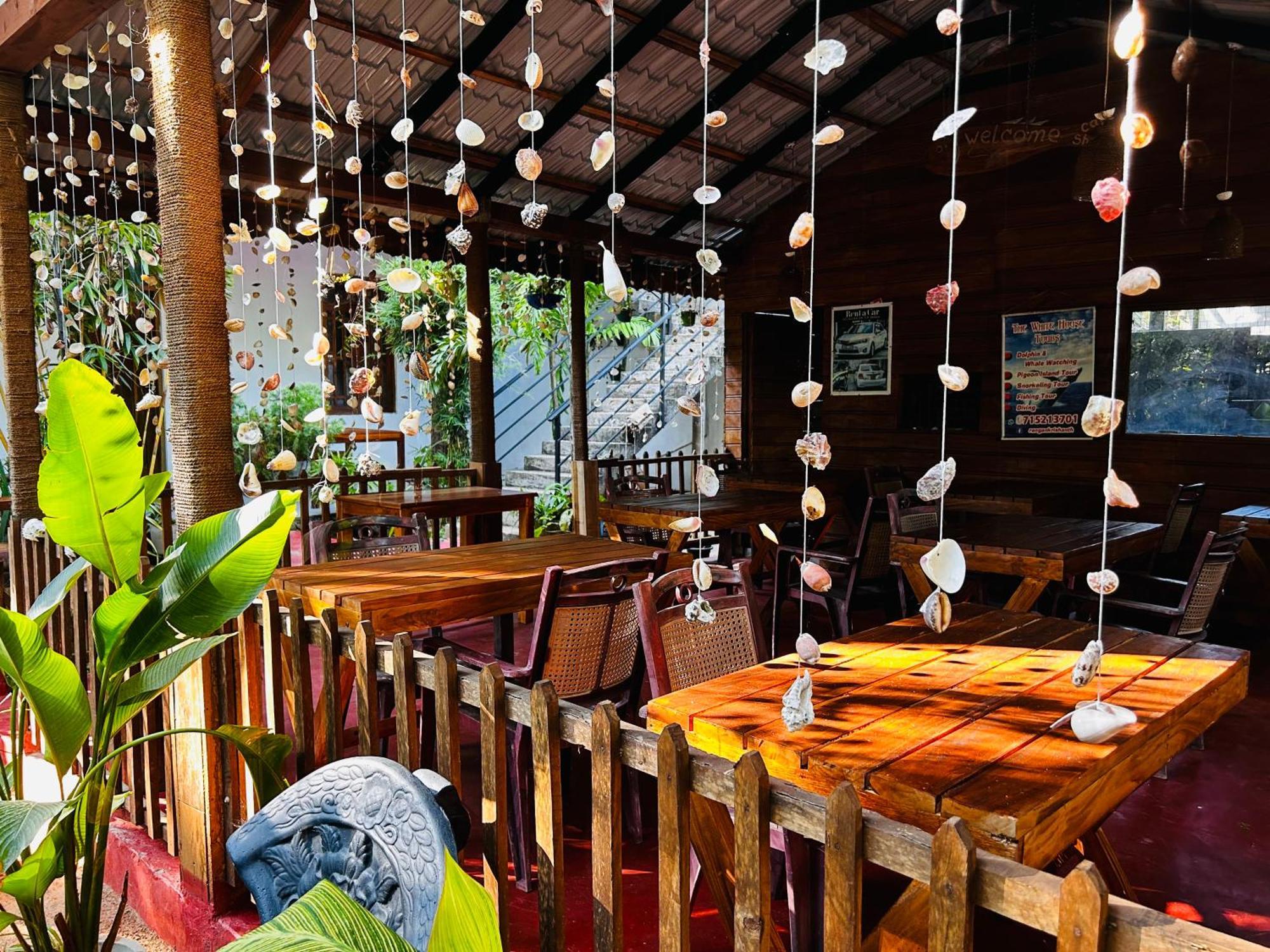 Pearl Bungalow Trincomalee Eksteriør bilde