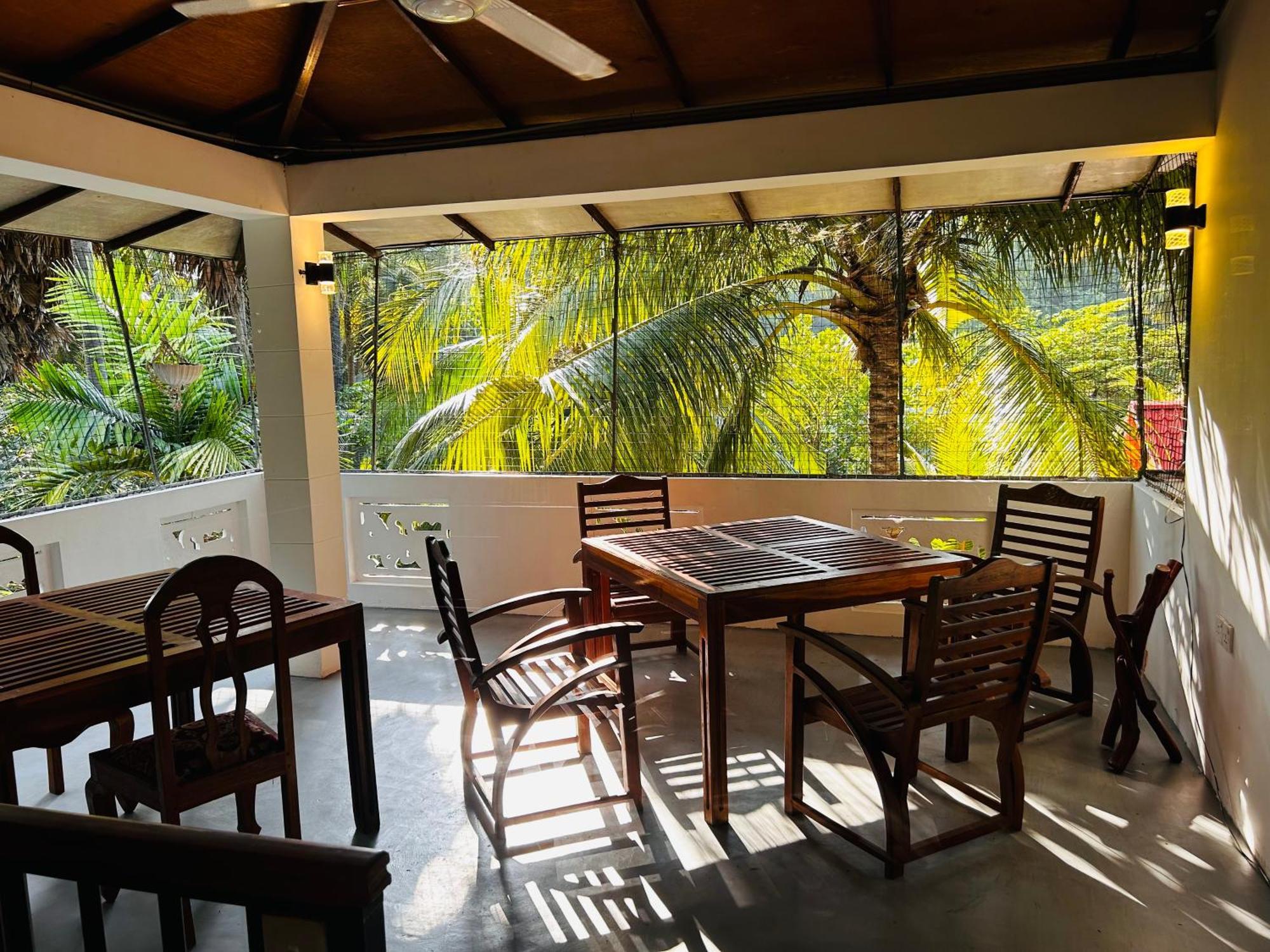 Pearl Bungalow Trincomalee Eksteriør bilde
