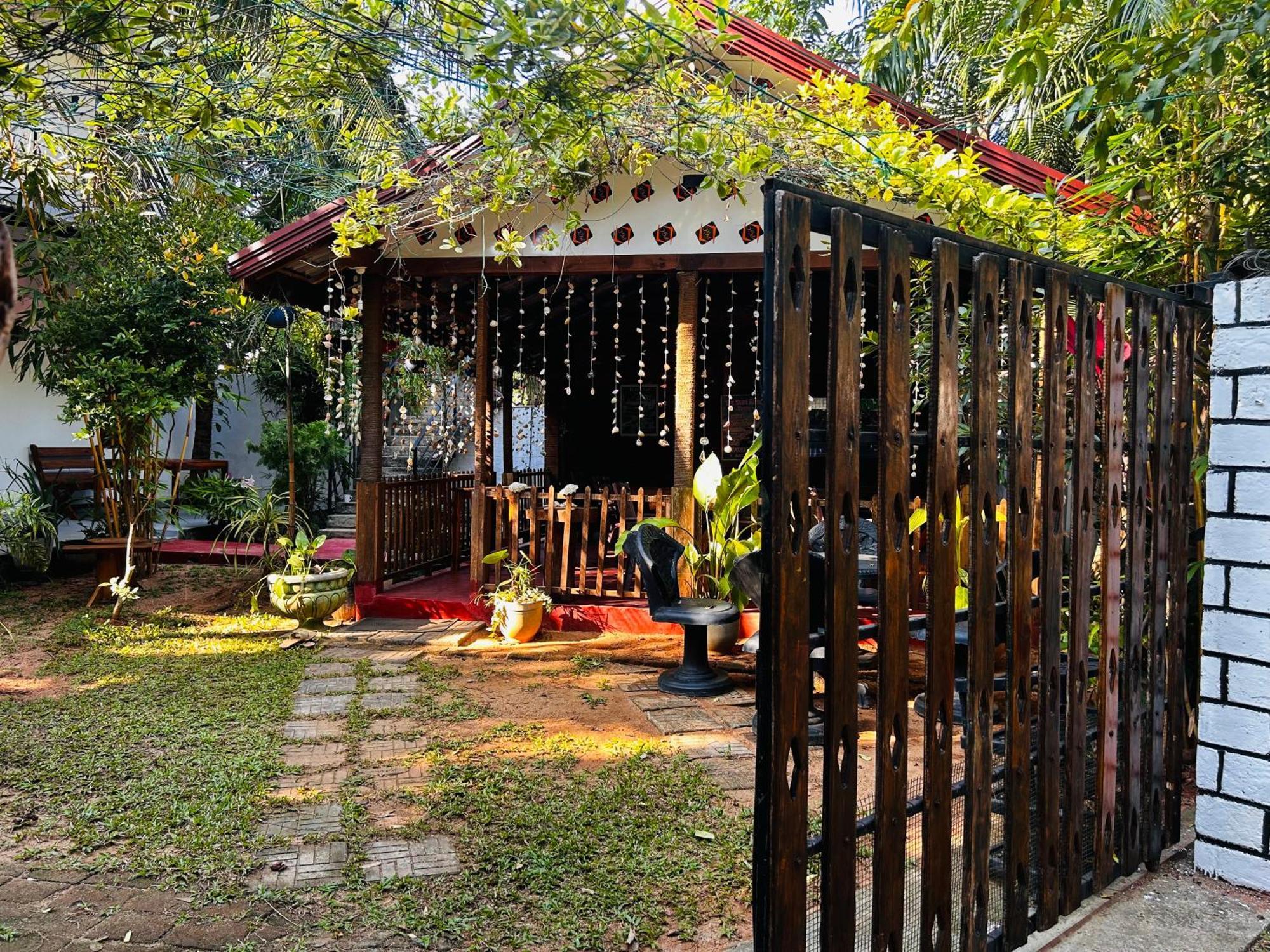 Pearl Bungalow Trincomalee Eksteriør bilde