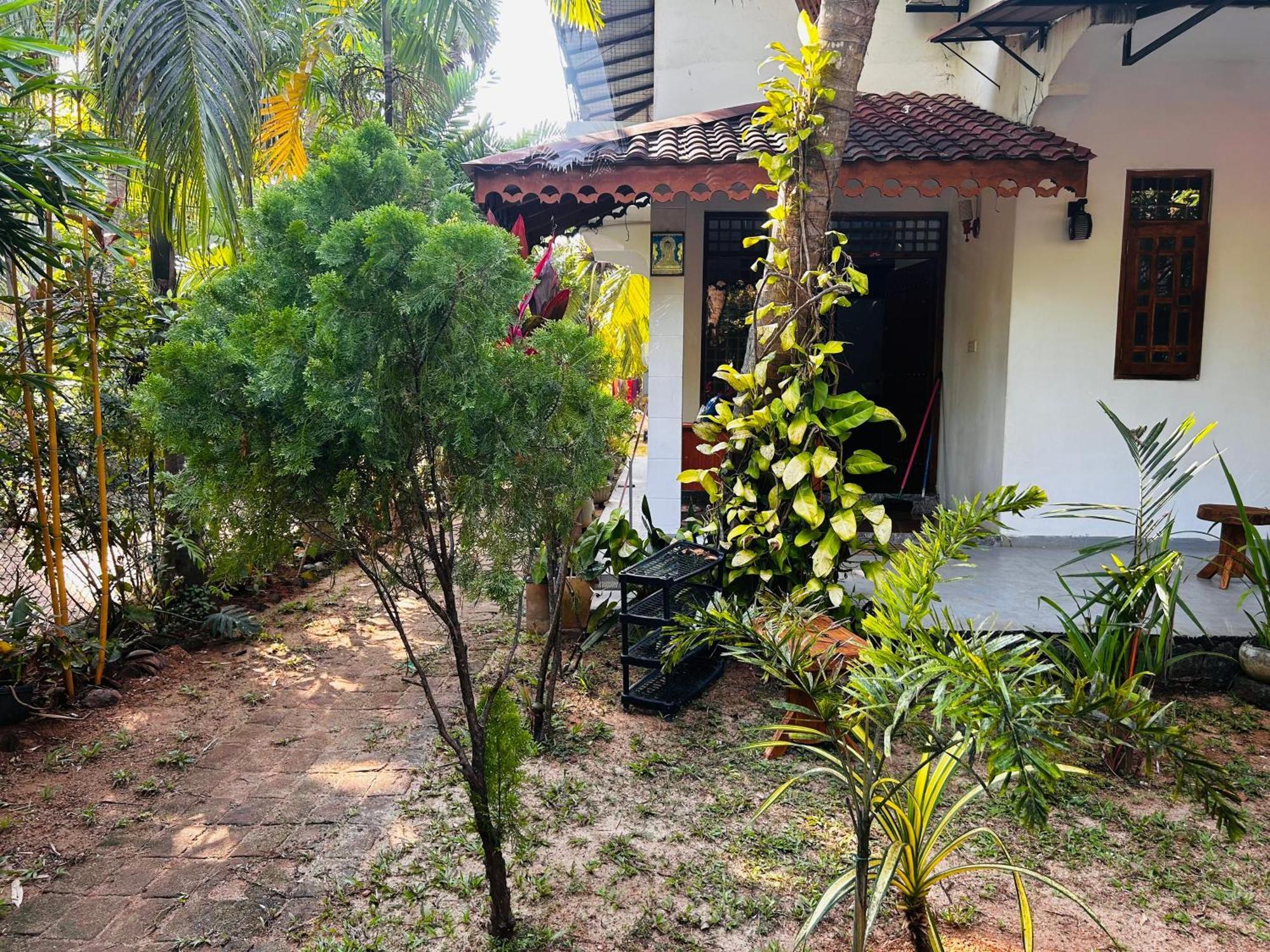 Pearl Bungalow Trincomalee Eksteriør bilde