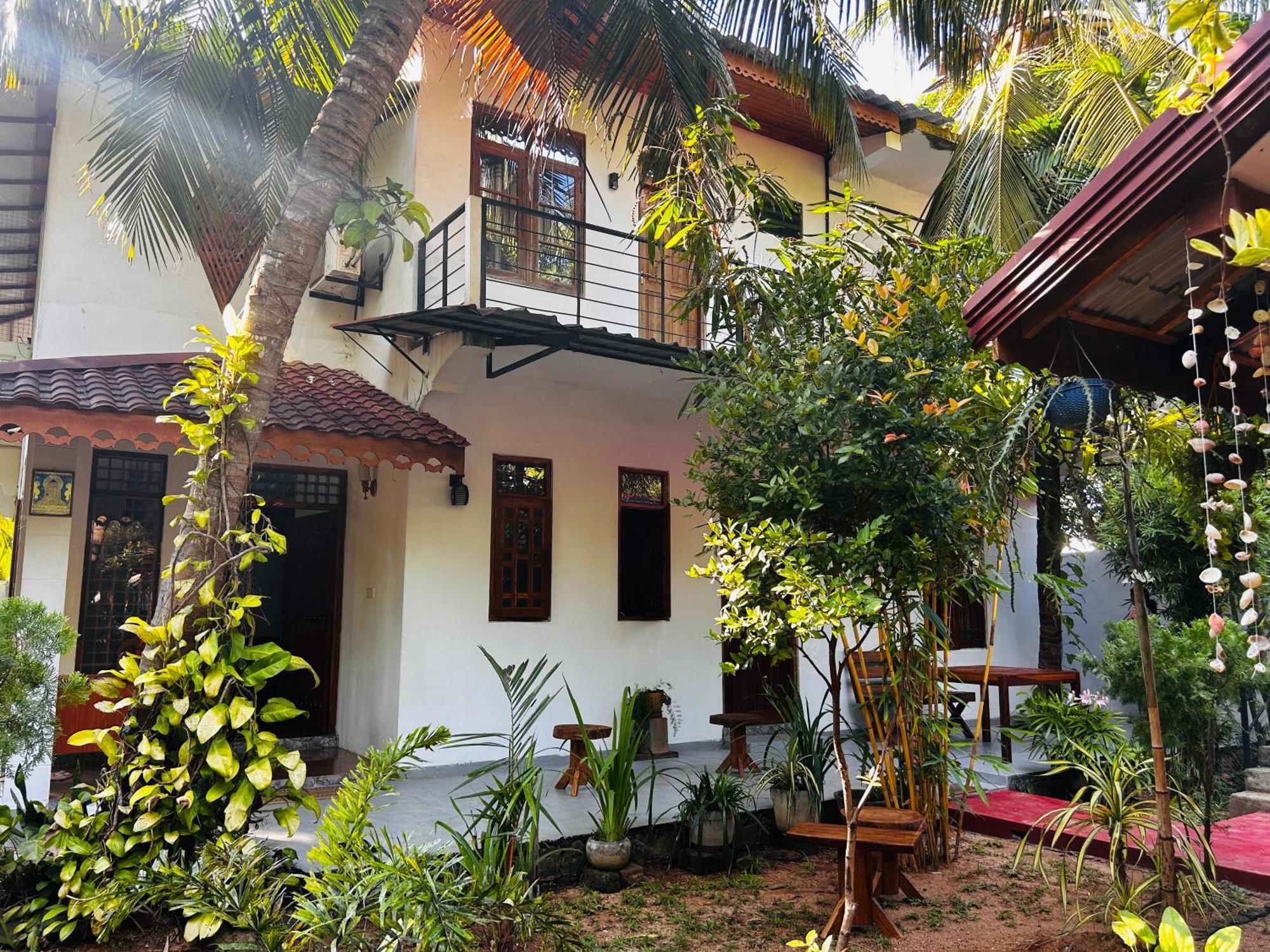 Pearl Bungalow Trincomalee Eksteriør bilde